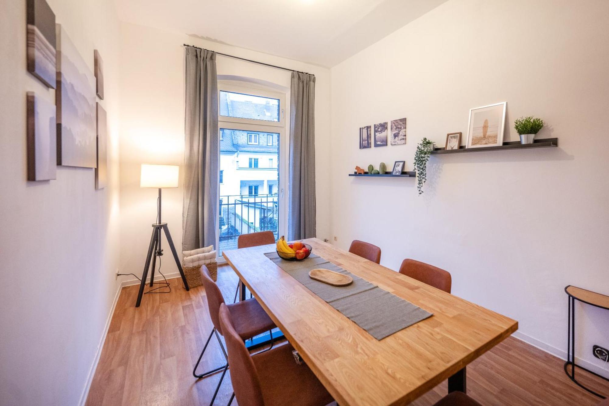 Suedstadt-Oase 1 Komfort Mit 2 Sz Und Balkon Koblenz  Luaran gambar