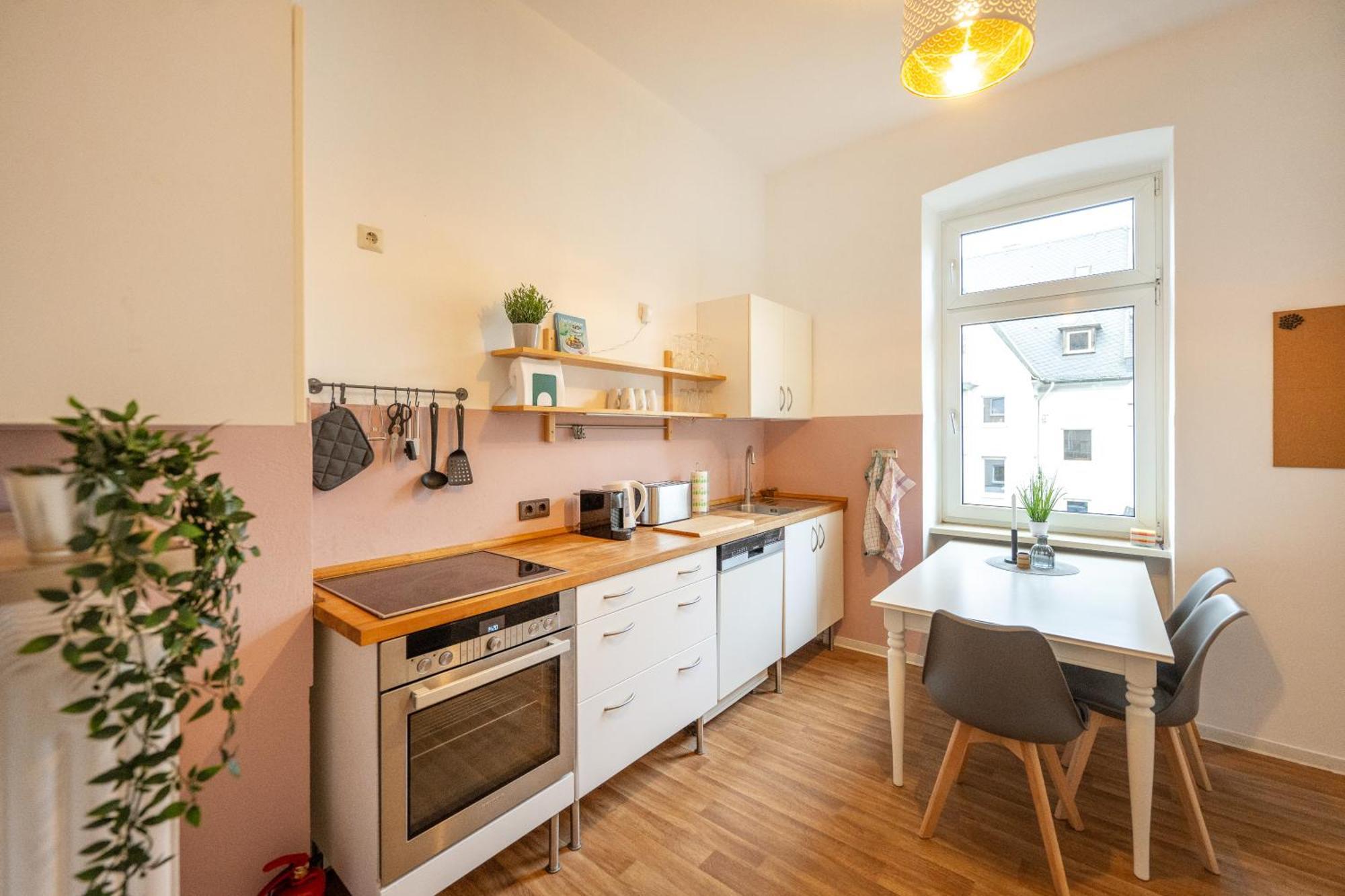 Suedstadt-Oase 1 Komfort Mit 2 Sz Und Balkon Koblenz  Luaran gambar